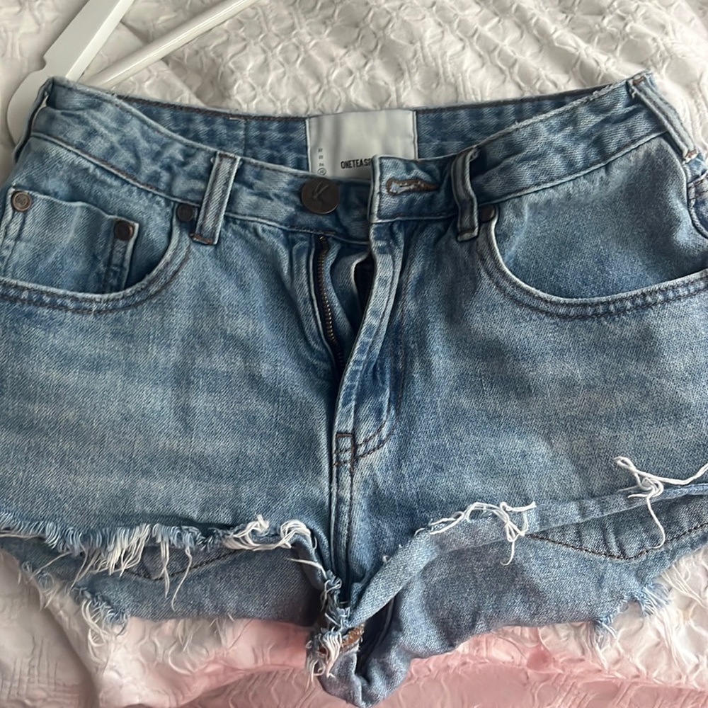 One teaspoon barely worn shorts size 25